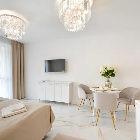 Platinum Prywatny Apartament W Hotelu Diva Kolobrzeg Exterior photo