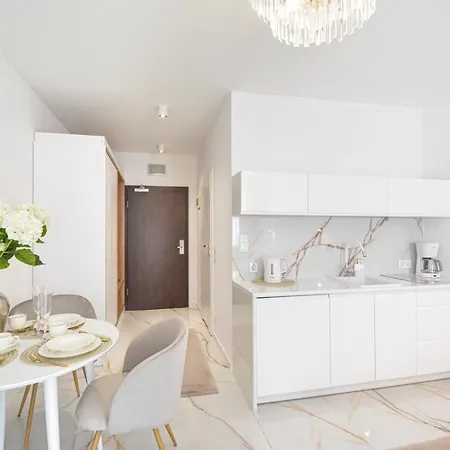 Platinum Prywatny Apartament W Hotelu Diva Kolobrzeg Exterior photo